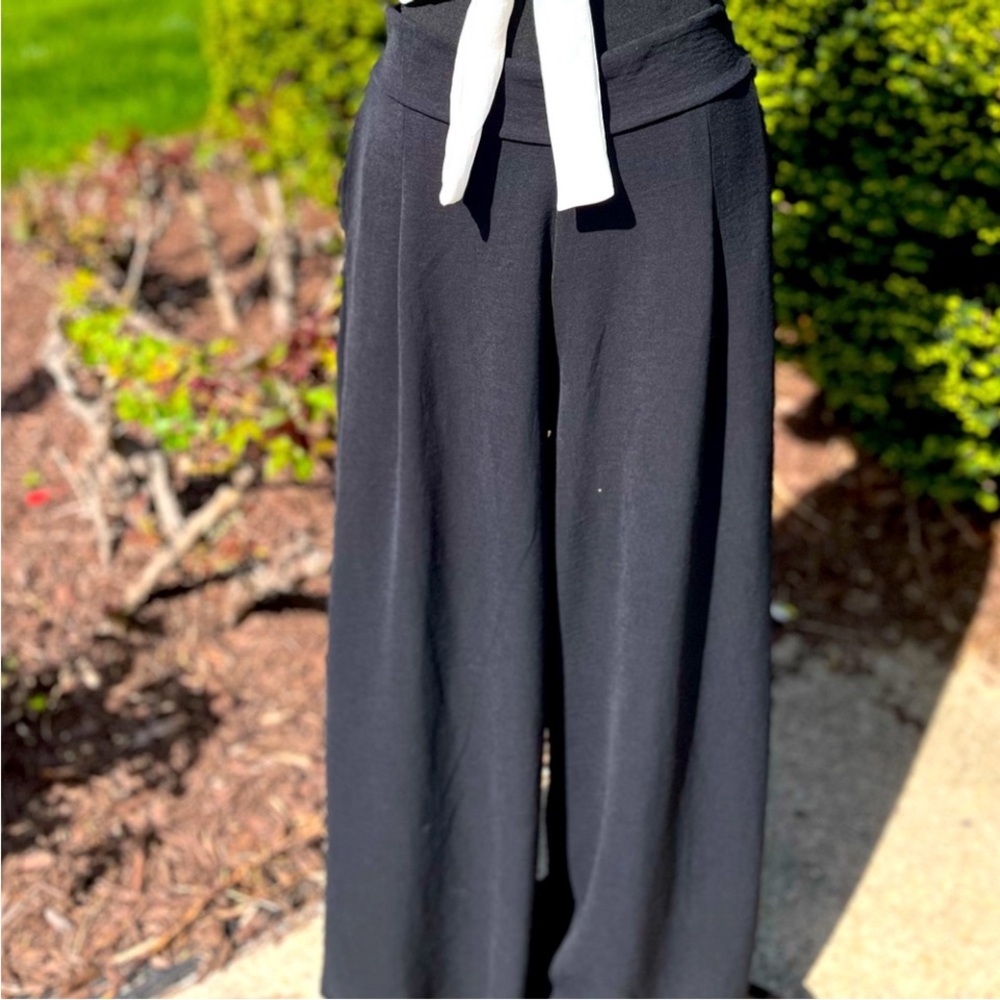 Women Palazzo Black fresh Rayon with pockets elastic on the back fits L/XL